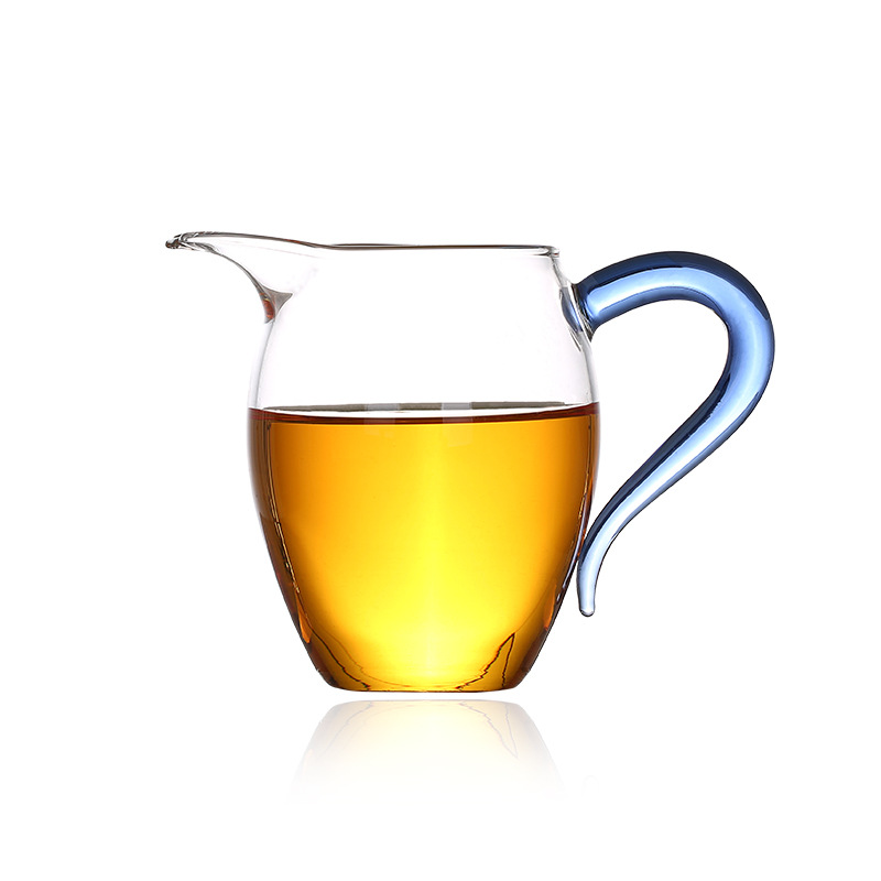 Transparent heat-resistant glass tea sets, fair cups, tea trays, tea dividers, thickened public cups, filter penguin public cups Item Picture