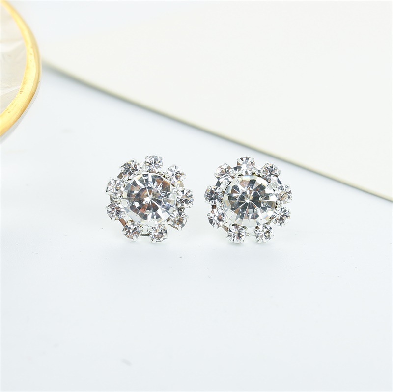 Korean version sun flower zircon stud earrings, fashionable crystal gemstone earrings, wholesale of European and American export earrings full figure