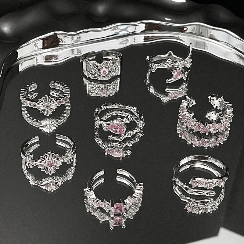 Sweet and cool light luxury pink diamond irregular texture open ring, a unique and high-end feminine style, a cool and fashionable ring for hot girls full figure