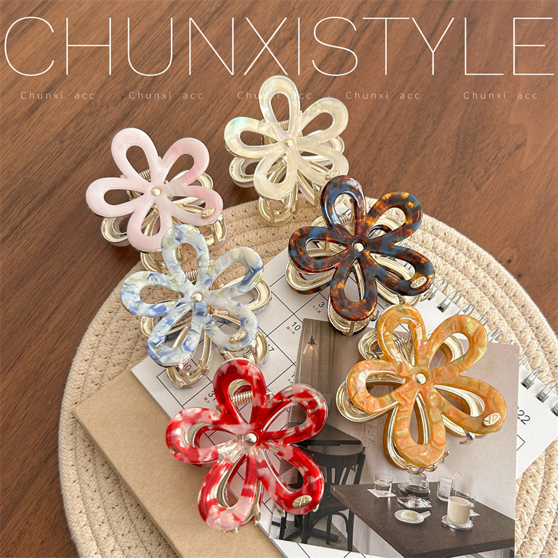 Retro acetate metal flower medium-sized gripper, half bun hair gripper at the back of the head, hair clip clip, hair accessory, headwear details Picture