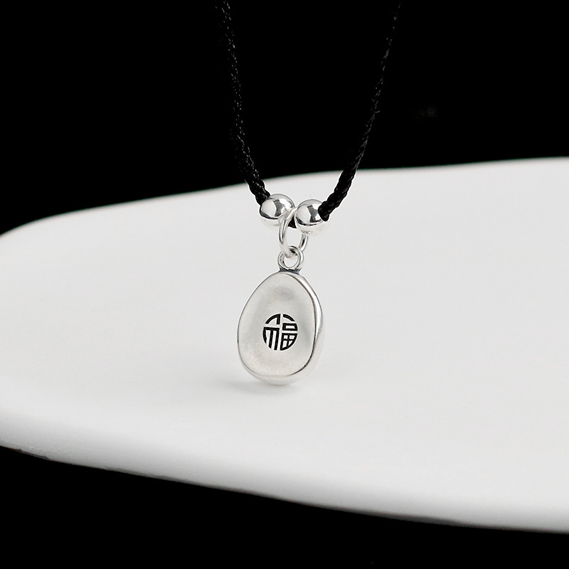 "Wish" Versatile and simple peace and fortune pendant Black rope necklace for couples, black rope woven collarbone chain for men and women, ins full figure