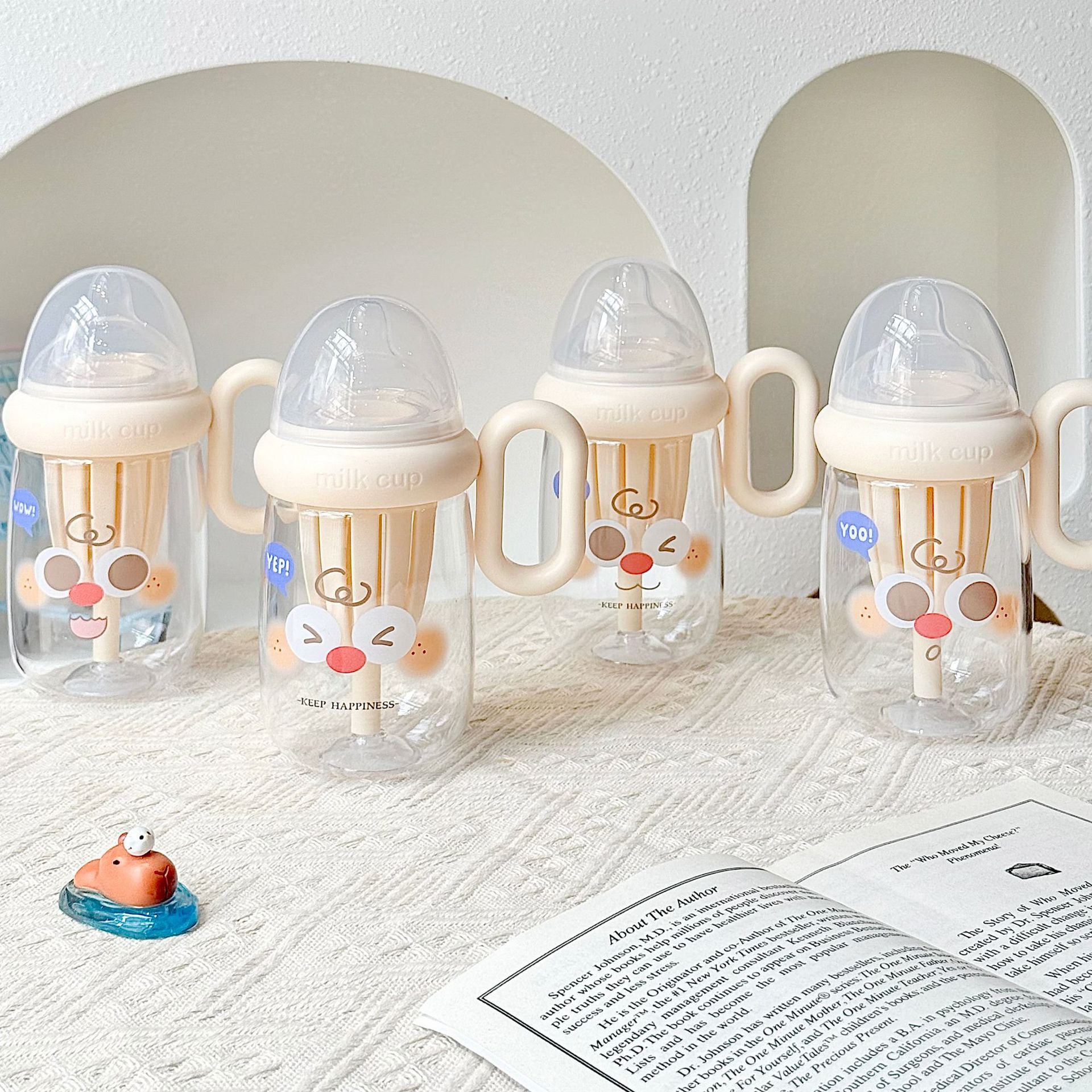 Creative baby bottle and water cup, tritan safe material, student plastic cup, girls with tea bin handle, milk cup Specification drawing