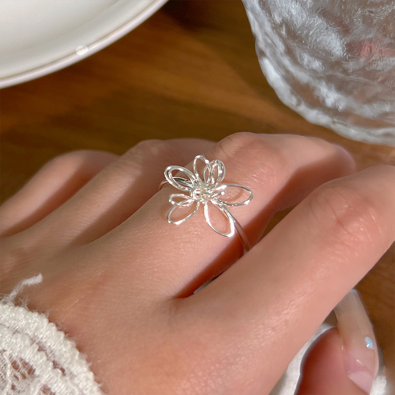 925 sterling silver irregular geometric ring for women in INS 2025, a new niche design sense, fashionable and individual index finger ring full figure
