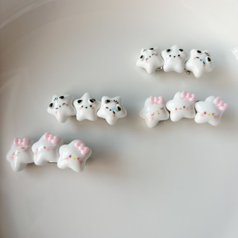 Cute expressions: Kitten Pacha, dog star, duckbill clip, sweet and girlish heart, bangs, side hair clip, cartoon headwear for girls Specification drawing