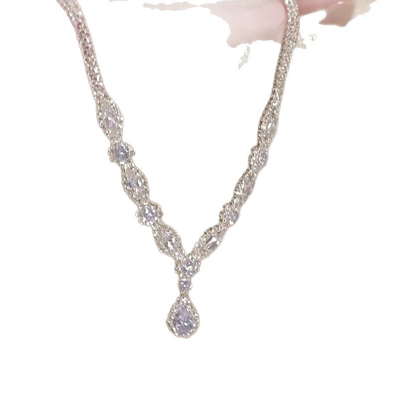 Super sparkling water drop full diamond zircon necklace, feminine, light luxury, tassel long collarbone chain, high-end princess accessory Item Picture