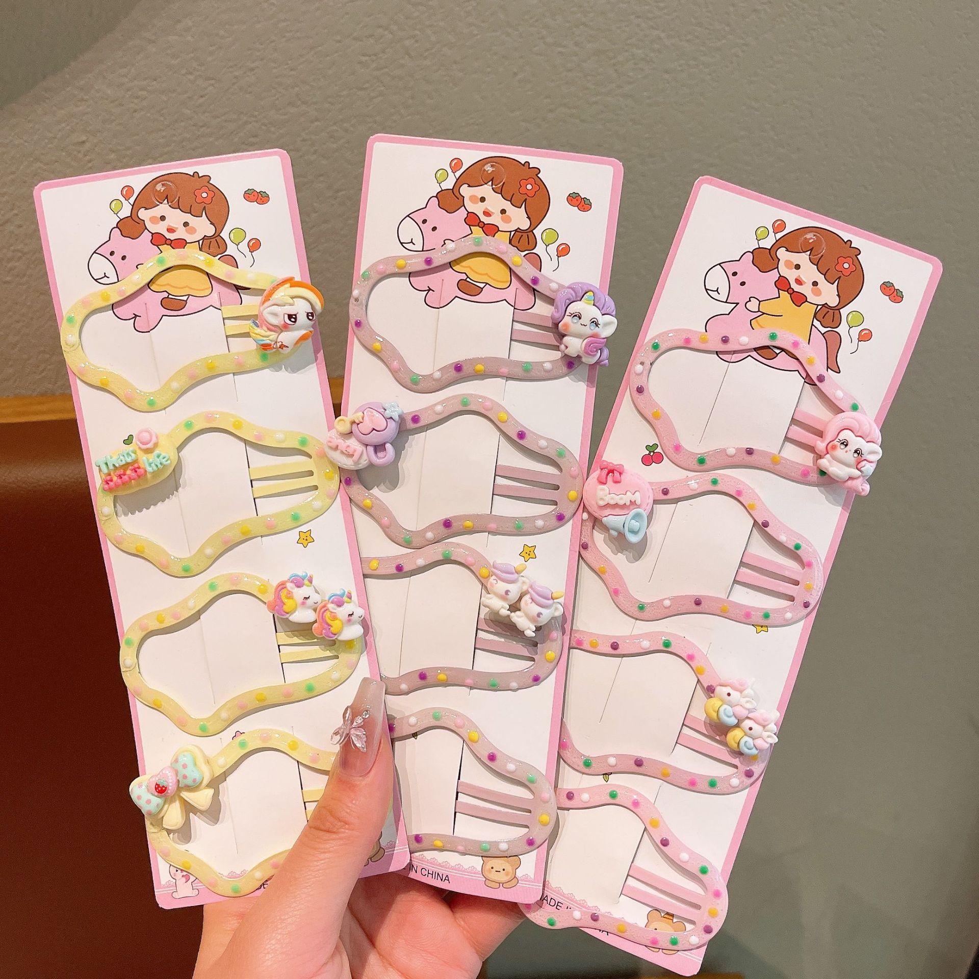 Children's colorful Little Pony cloud hair clips, girls' bangs, broken hair clips, headwear, girls' hair clips, baby forehead clips Specification drawing