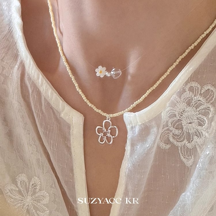 Summer colorful beaded hollowed-out flower necklace 2025 new ins Niche design crystal collarbone chain women's accessory Specification drawing