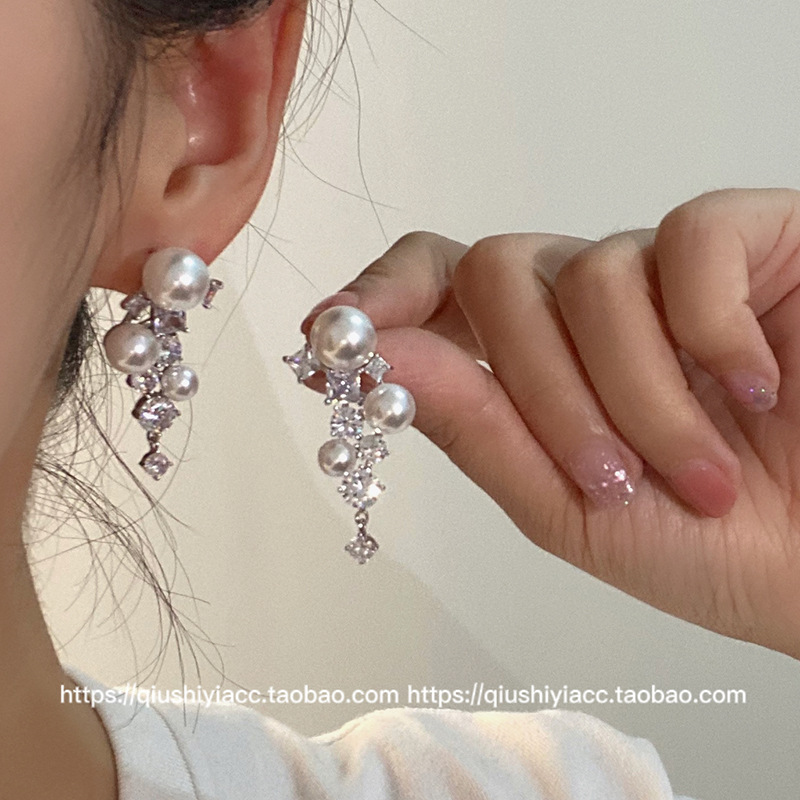 S925 Silver Needle new fashionable and versatile pearl earrings, a niche design for women, high-priced zircon tassel stud earrings details Picture