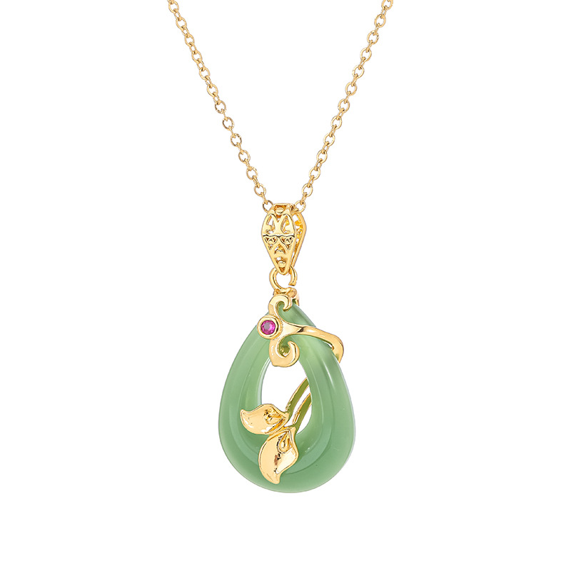 A new oval golden lotus peace pendant with a simple and elegant style, a titanium steel wound ruyi collarbone chain, a niche accessory Item Picture