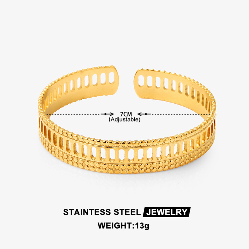 This is a best-selling cross-border jewelry item featuring an original European and American design bracelet with electroplated rose gold and hollowed-out patterns, the same style as Shein Item Picture