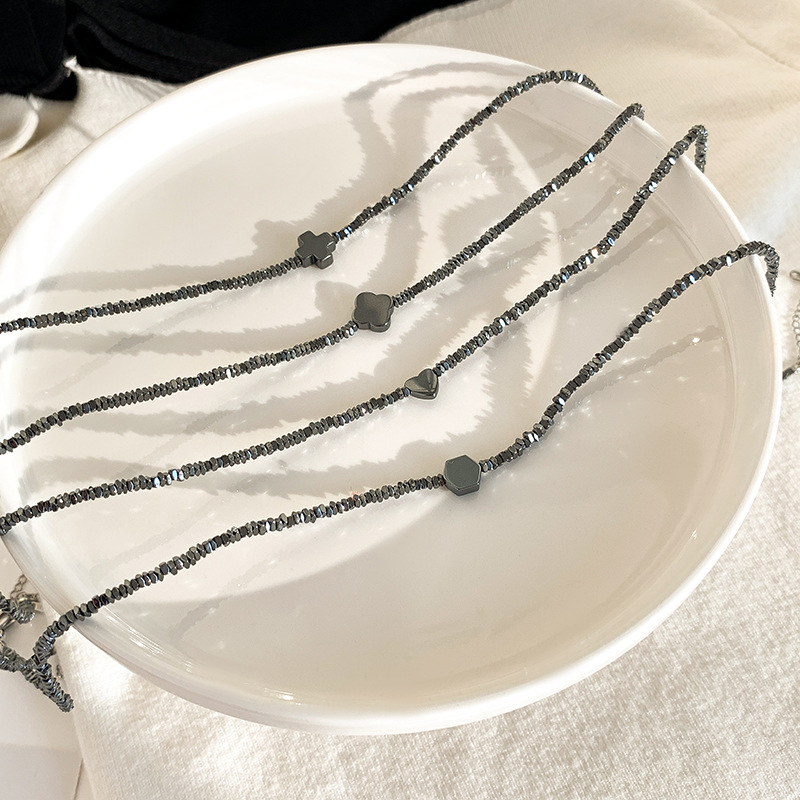 Korean-style light luxury, non-fading black silver titanium steel necklace, a niche design for women, dark series collarbone chain accessory Application Scenario
