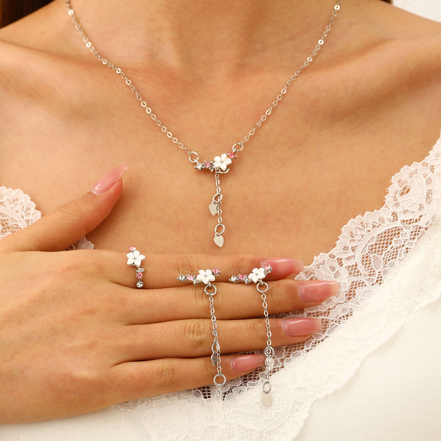 Cross-border cherry blossom necklace, women's stud ring, new light luxury, niche and high-end collarbone chain Spring and Summer jewelry set full figure