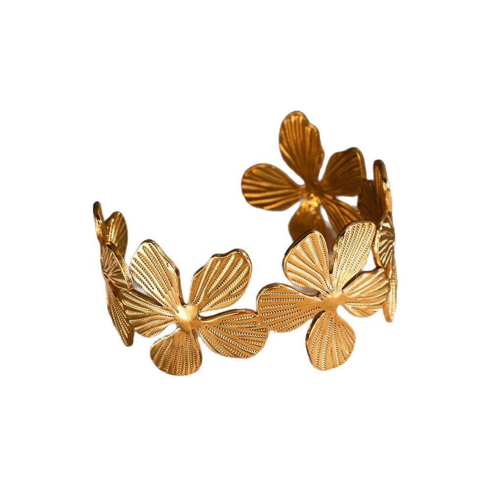 Cross-border 18k gold-plated stainless steel bracelet, geometric and personalized wristband jewelry, simple wide leaf bracelet wholesale Item Picture