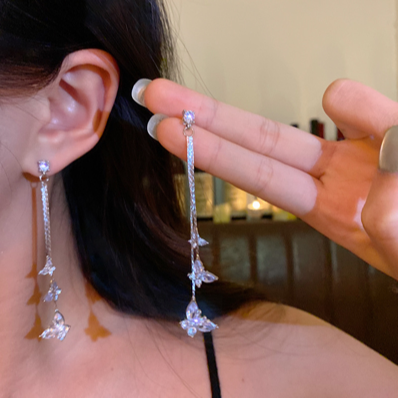 Super ethereal zircon tassel butterfly earrings for women, a new 2025 trendy and unique long earrings with a cold style Specification drawing