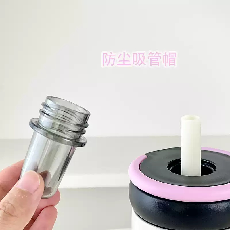 Wholesale of cute black cat insulated cups, student portable carrying ring straw cups, new high appearance level stainless steel water cups for girls Application Scenario