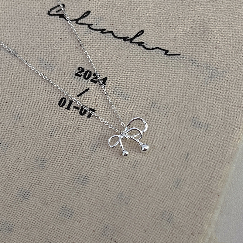 Sweet and ins-style, fresh and versatile, trendy and high-end collarbone chain, Korean-style light luxury and high-end bow necklace details Picture
