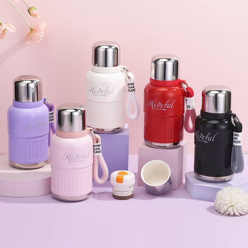 Douyin's best-selling 316 stainless steel insulated cups, portable small-capacity pocket cups, ladies' cups and students' cups, one-piece consignment Application Scenario