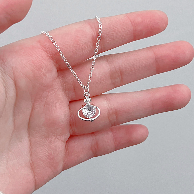 Zirconium Saturn pendant necklace for women, exquisite, light luxury, niche and high-end collarbone chain, versatile neck chain Specification drawing