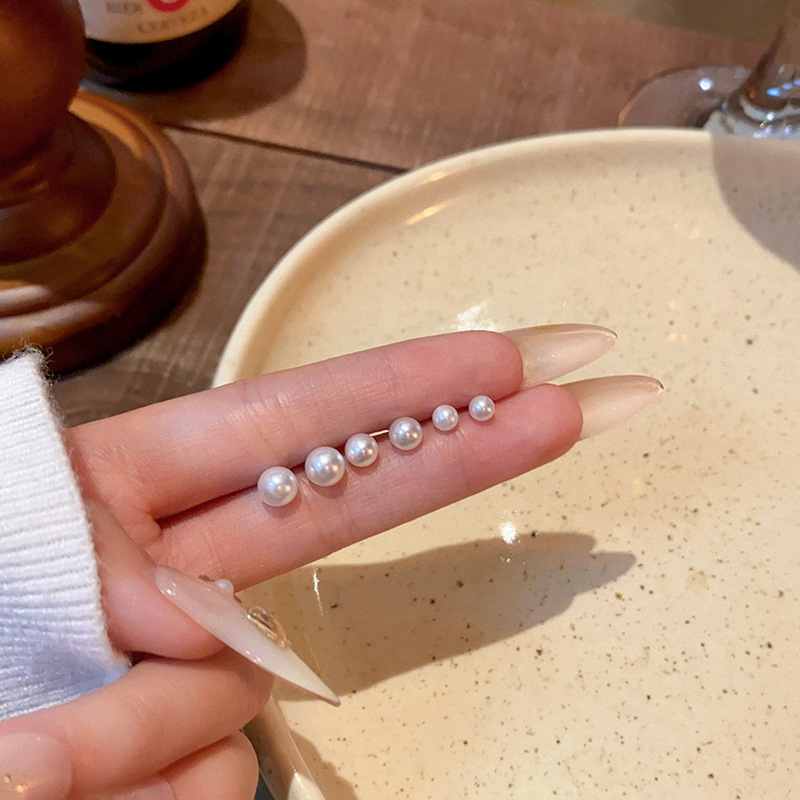 S925 Silver Needle Simple Round pearl Stud Mini Set for Women, ear Piercing earrings, a must-have earpiece trend in 2025 Specification drawing