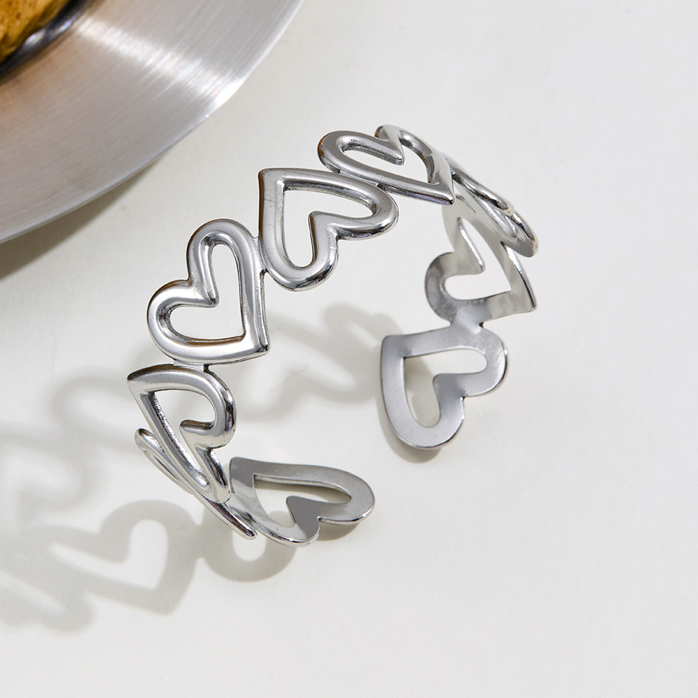 European and American best-selling heart-shaped stainless steel bracelets, fashionable and versatile, little star high-end, 18k gold-plated bracelets wholesale Specification drawing