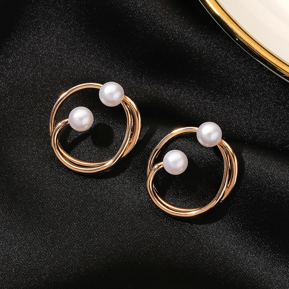 Cross-border best-selling diamond-encrusted geometric earrings for women, French light luxury creative design, flower-shaped heart-shaped stud earrings wholesale Specification drawing