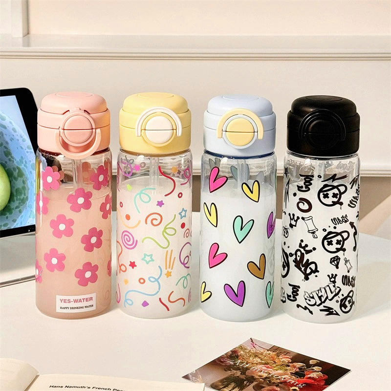 The tritan water cup for girls with high appearance standards is portable and cute. It is a double-drinking straw cup and a durable and easy-to-use cup for students during summer sports details Picture