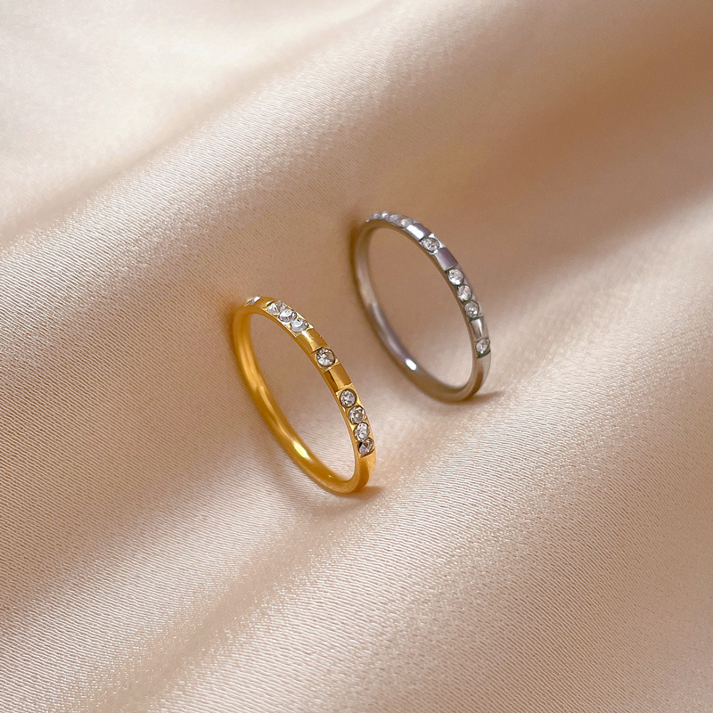 【 Non-fading 】 Minimalist plain titanium steel cold style dance ring for men and women, trendy and simple food rings on Instagram details Picture