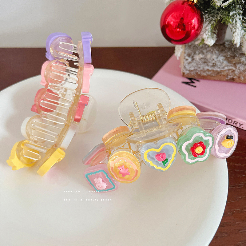 Cartoon little rabbit mahjong grab girl cute hair clip, back of the head coiled hair grab large shark clip headwear hair clip Specification drawing