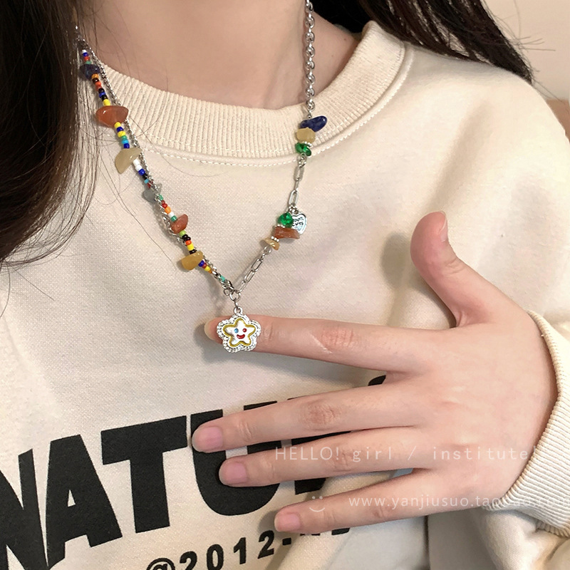 Light luxury and niche summer colorful dopamine titanium steel necklace for women 2023 new style, fashionable and high-end design sense collarbone chain full figure