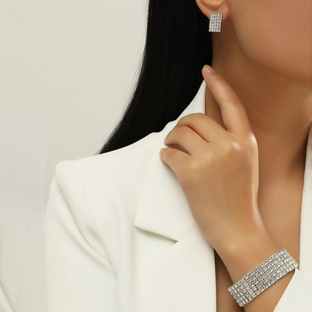 Bridal accessories: European and American claw chain, full diamond elastic bracelet, rectangular earrings, AliExpress bracelet wholesale N6040 details Picture