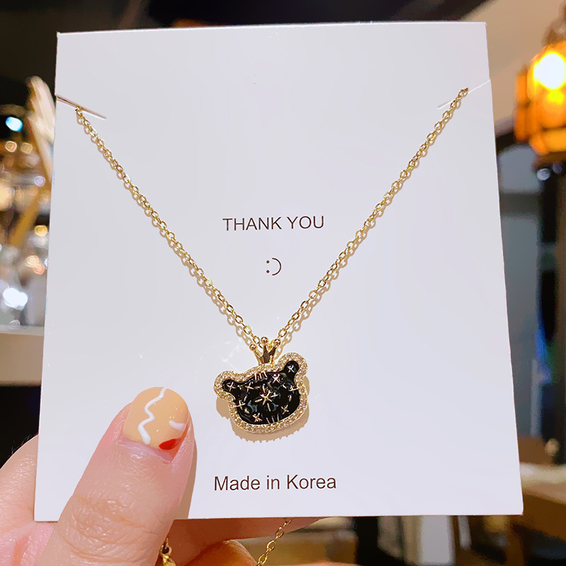 Fashionable and light luxury black bear crown necklace, female star moon element pendant, titanium steel collarbone chain Specification drawing