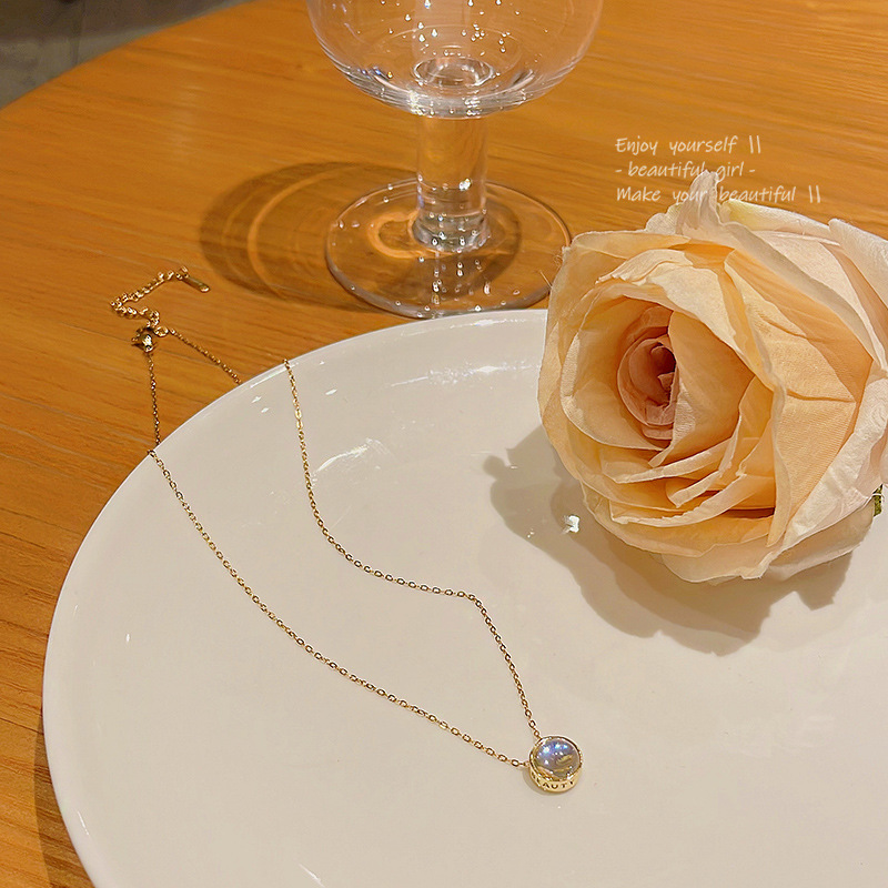 A light luxury and versatile blue starry sky zircon titanium steel necklace with an inS-style high-end design for women, a collarbone chain, and a hot girl accessory Application Scenario