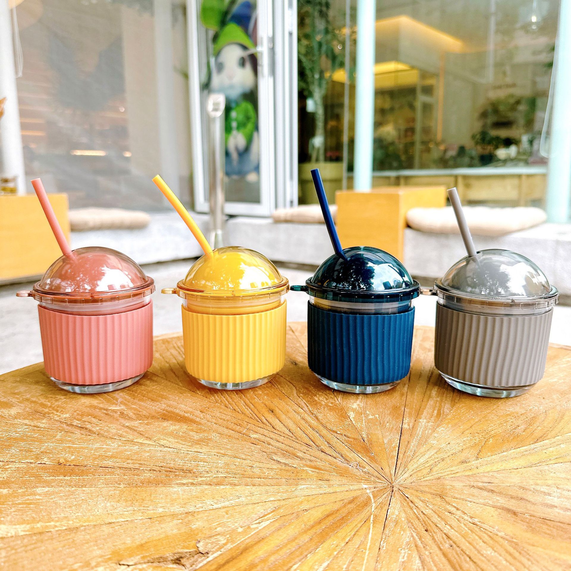 Cute and small glass cups for office and home use, cute egg-shaped straw cups, high appearance level, ins style couple water cups wholesale details Picture