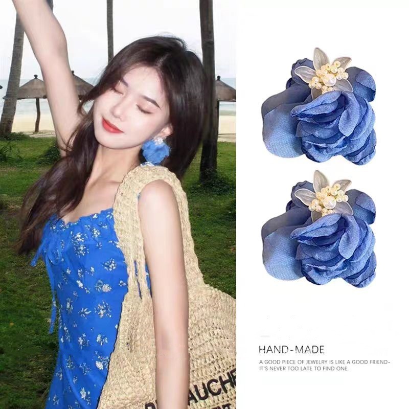Super fairy-like chiffon flower earrings for women, a new bestseller in 2025, high-end stud earrings, and elegant seaside vacation style earrings details Picture