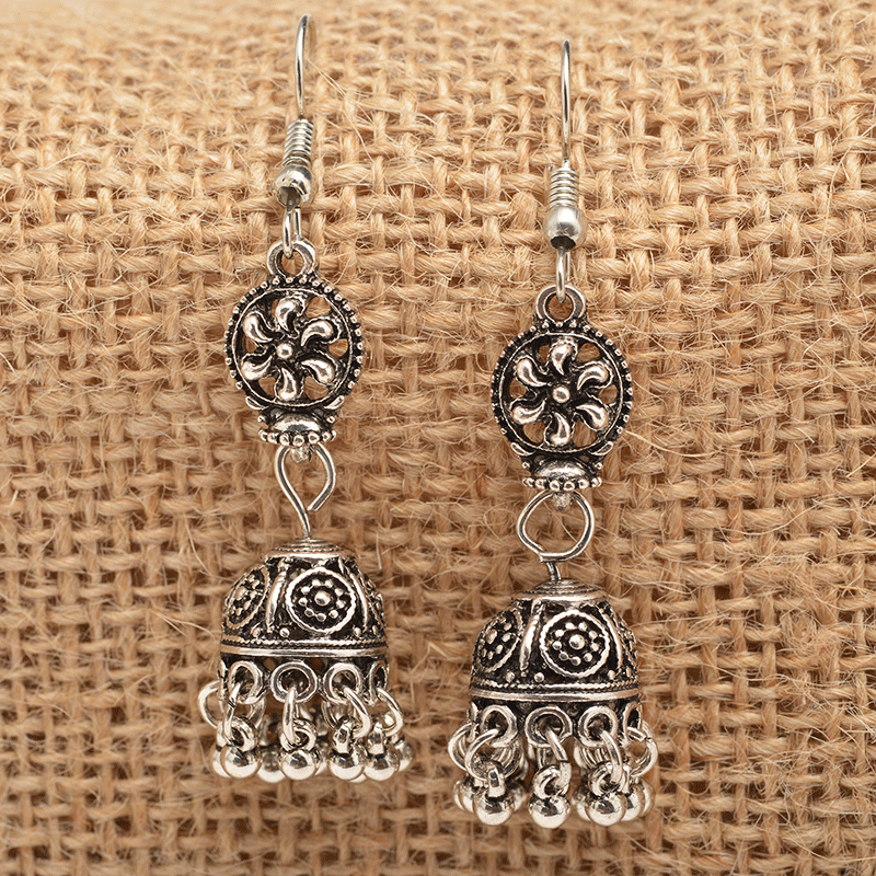 Popular earrings in tourist attractions: European and American retro ethnic style Baroque hollowed-out carved bell tassel earrings details Picture