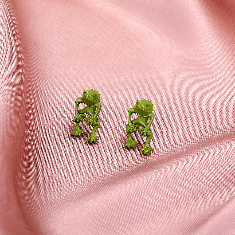 Retro and simple metal frog stud earrings, AliExpress new product, aged and detachable earrings, 2021 retro style earrings Specification drawing