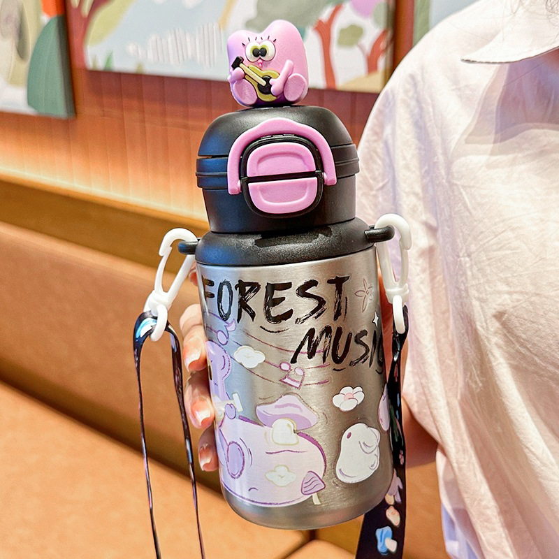 Double-drinking children's insulated cup, cartoon student food grade 316 straw cup, portable school special high appearance level water cup Specification drawing