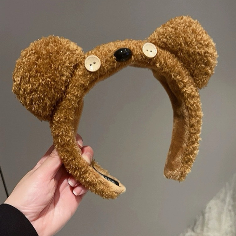 Universal Studios Tim Bear Hair Band for Women 2024 New High Top facial cleansing headband Hair Clip for Girls Cute hair bundle Application Scenario