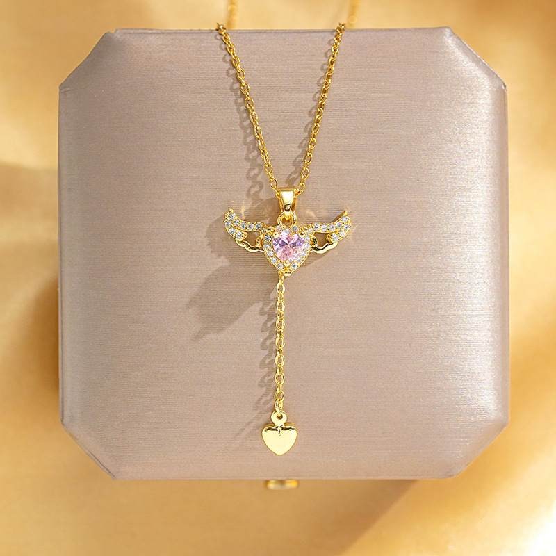 Real gold electroplated pink heart-shaped moving wing tassel necklace, female Internet celebrity light luxury design collarbone chain wholesale Specification drawing