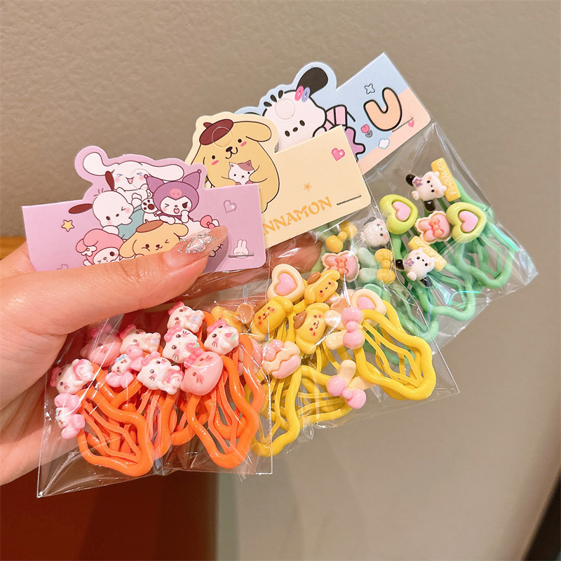 Children's cartoon Kuromi Cloud Hair Clip, a new summer style hair clipping tool for girls, a forehead side clip Application Scenario