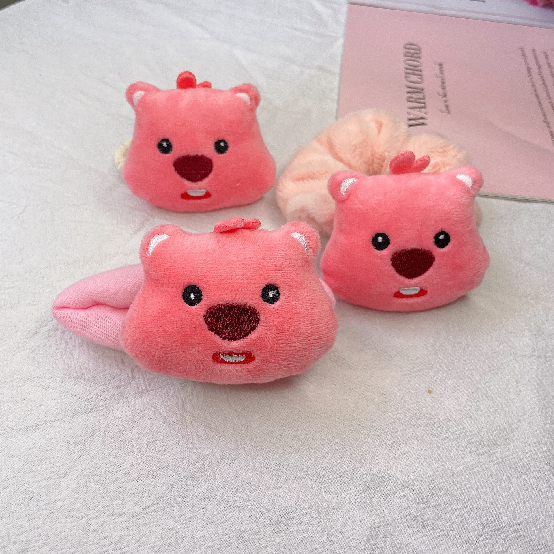New loopy cute hair band for autumn and winter, plush grab clip, little beaver hair clip, hair tie, break and crush hair clip details Picture