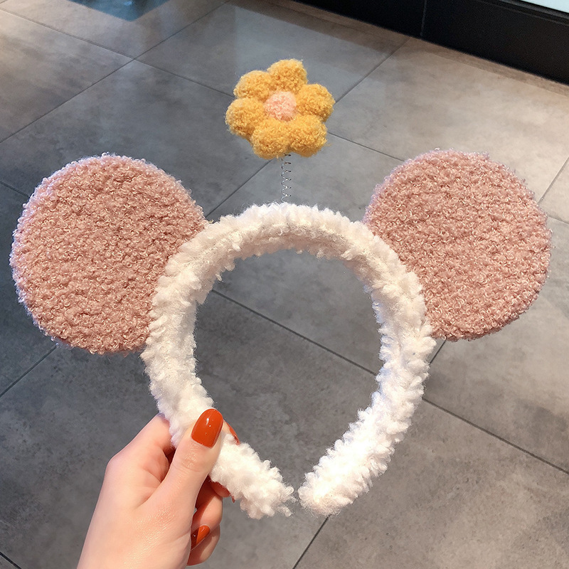 Autumn and winter Mickey flower cute hair band for washing face, lambskin women's plush anti-slip headband for mask application, special hair tie Specification drawing