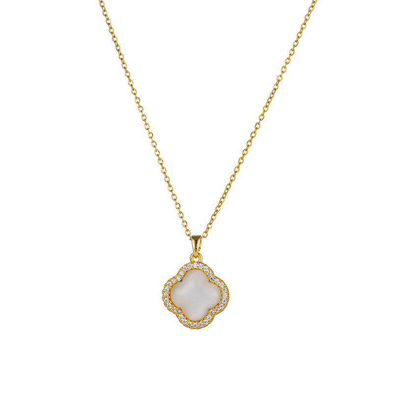 High-end cat's eye stone four-leaf clover titanium steel necklace, a unique and simple women's collarbone summer pearl light luxury style accessory Item Picture