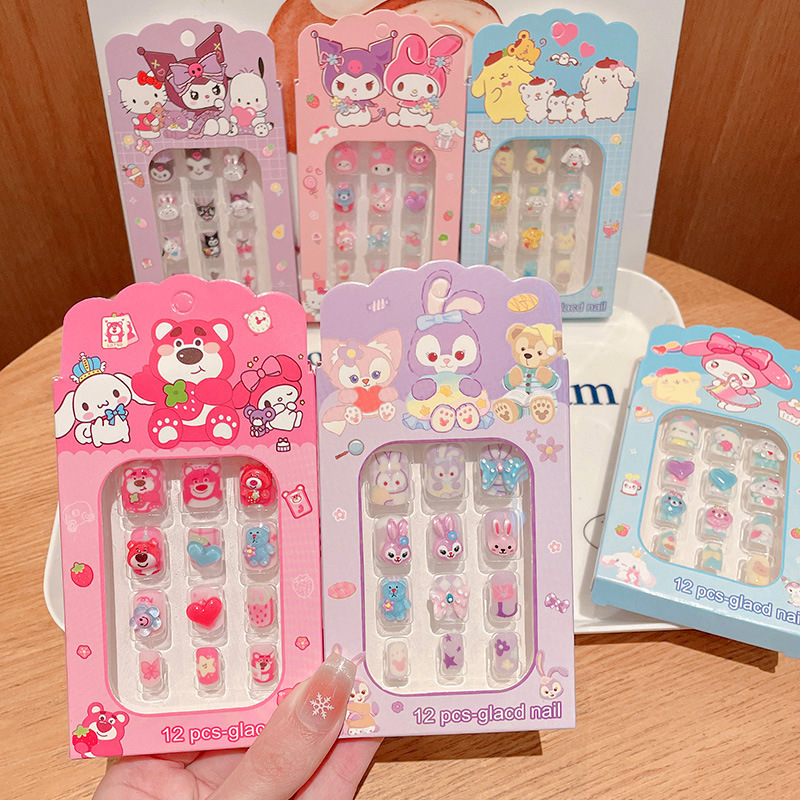 Children's nail stickers cartoon Sanrio Strawberry bear Little girl baby cute foot sticker stickers Nail art sheet stickers Application Scenario