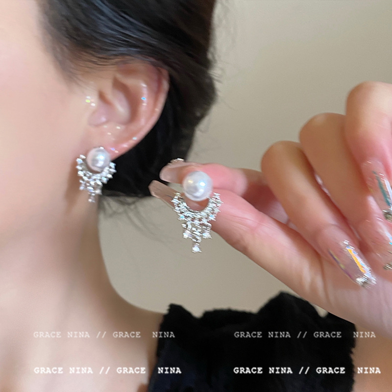 Super ethereal and exquisite zircon pearl earrings, versatile for women's charm, French tassel stud earrings, high-end women's earrings wholesale Specification drawing