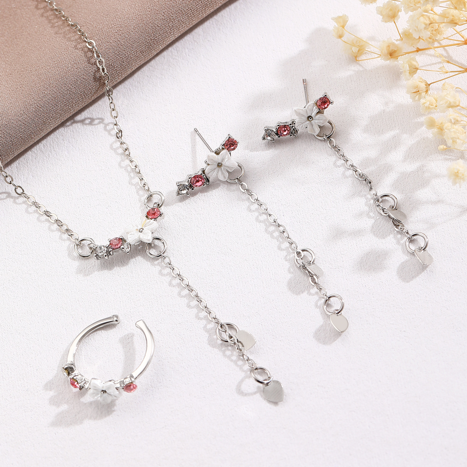 Cross-border cherry blossom necklace, women's stud ring, new light luxury, niche and high-end collarbone chain Spring and Summer jewelry set Specification drawing
