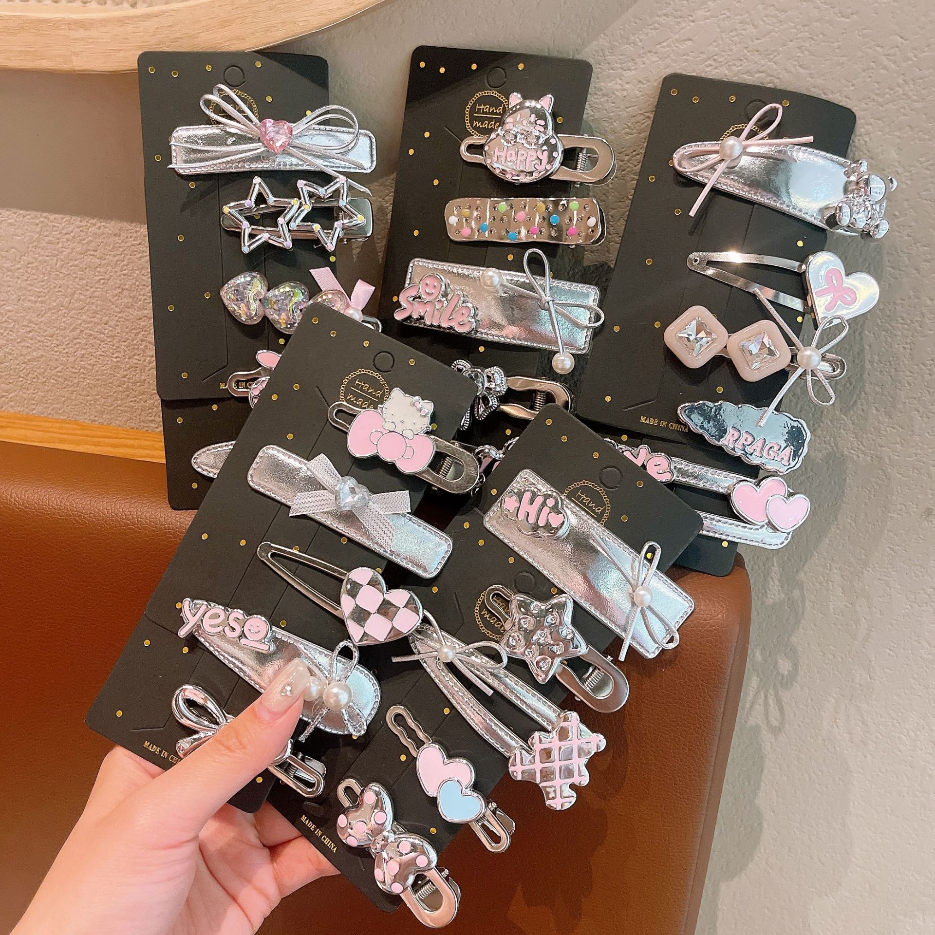 Cute dopamine hair clips, ins bangs clips, candy-colored star clips, duckbill clips, straight clips, hair accessories, head accessories details Picture