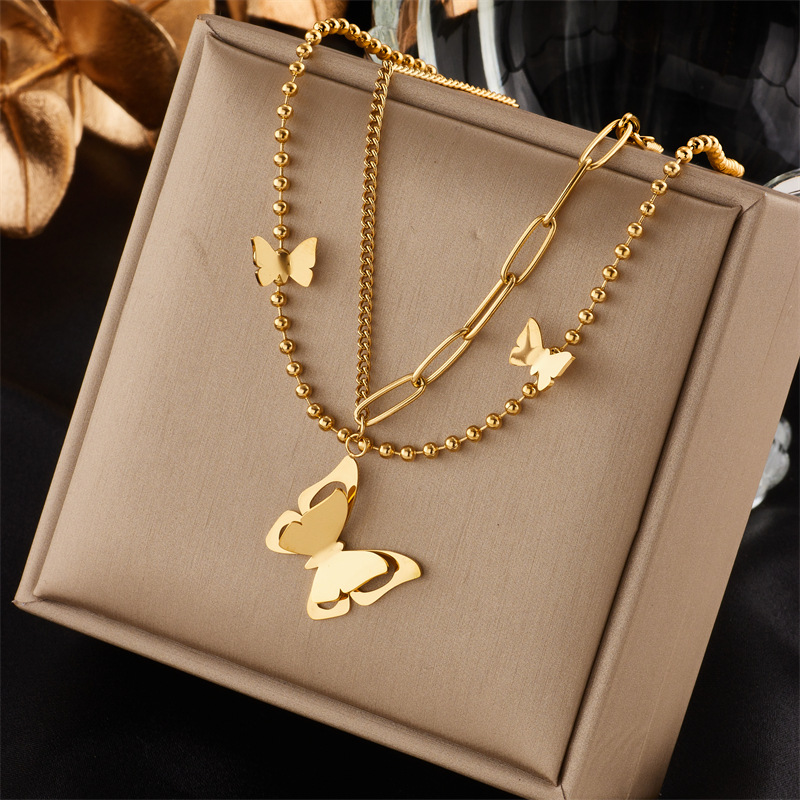 A Korean-style Instagram niche design double-layered, cold three-dimensional butterfly accessory necklace with a titanium steel metal style full figure