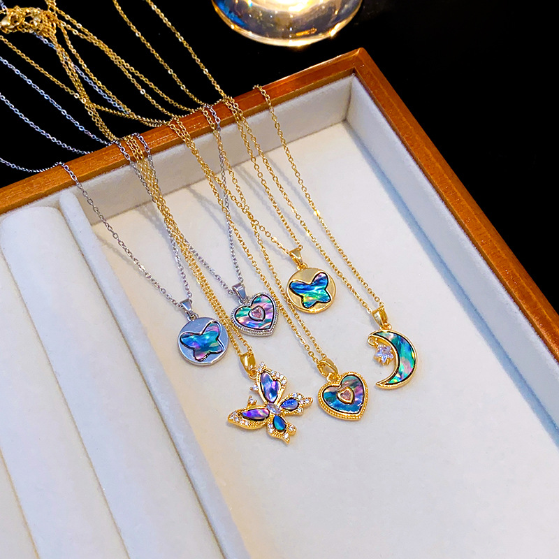 Colorful shell surface collection set, butterfly Moon Heart necklace, women's niche titanium steel versatile collarbone chain, popular online accessory full figure