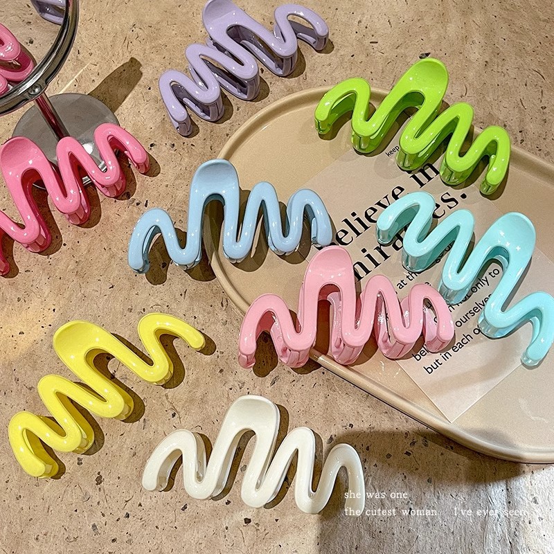 Cream-colored wavy large scratch-clip, women's back head updo, shark clip, simple colorful hair clips, hairpins, hair accessories, headwear details Picture